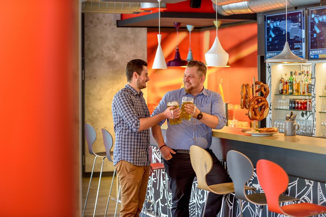 Ibis Hotel Muenchen Messe Фелдкирхен Екстериор снимка