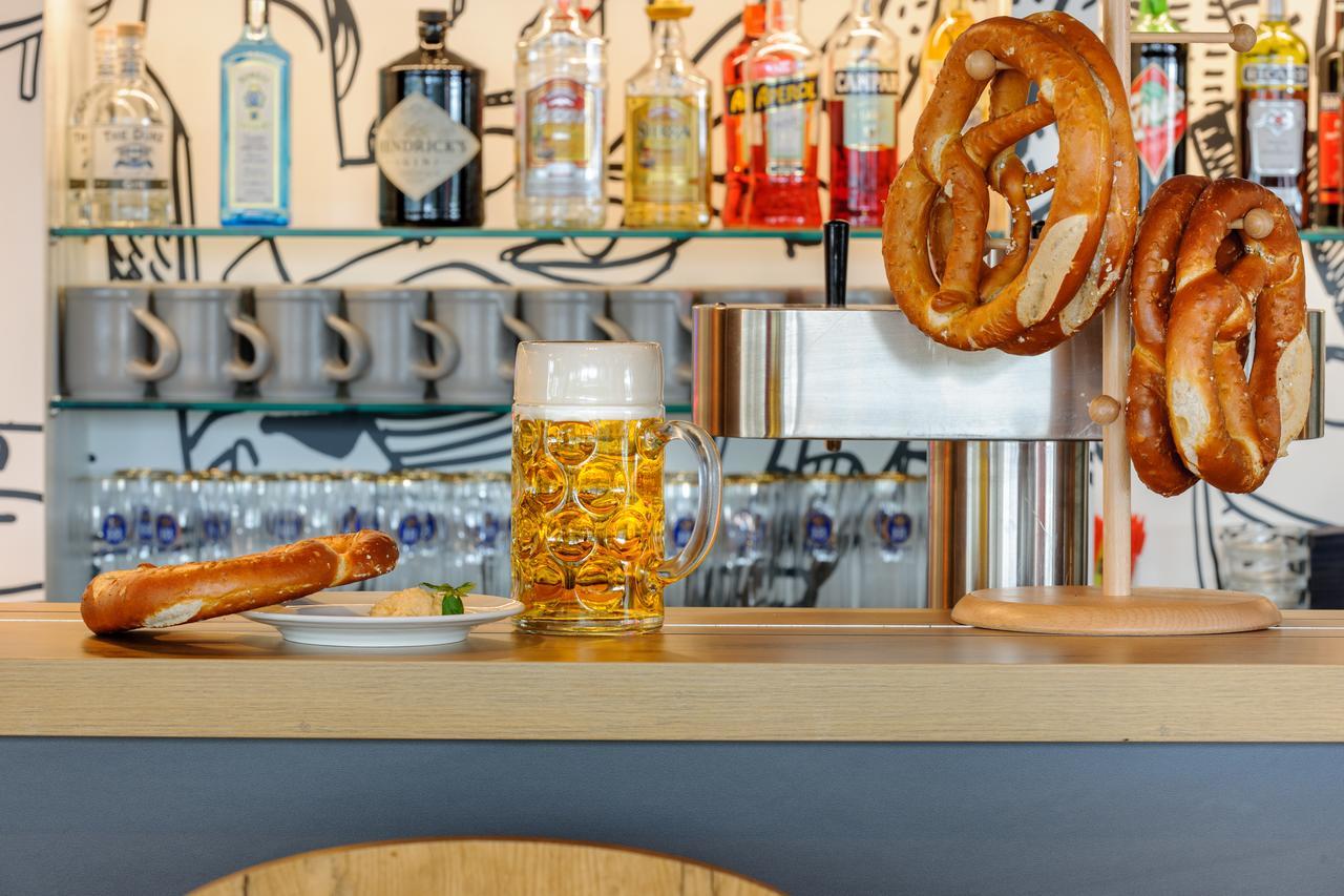 Ibis Hotel Muenchen Messe Фелдкирхен Екстериор снимка